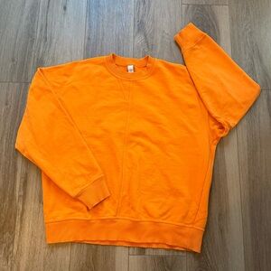 LAINE Orange Crewneck Sweater size Large